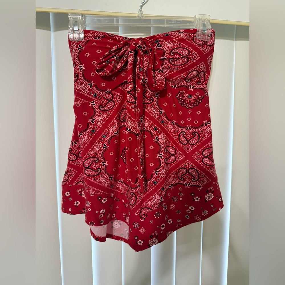 No Boundaries Red Top